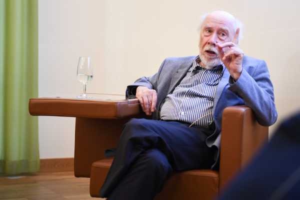 Prof. em. Niklaus Wirth