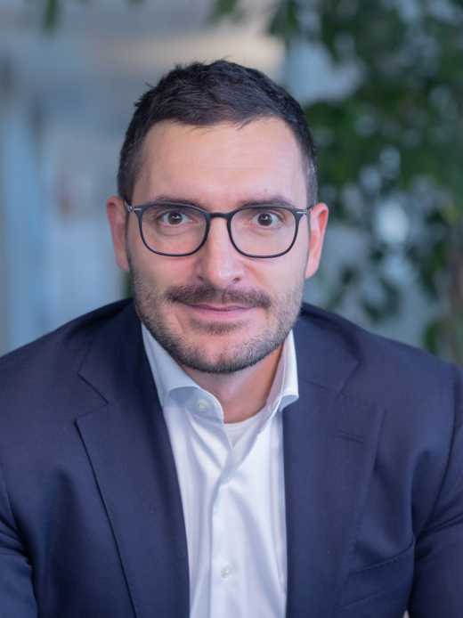 Dr. Siniša Matetić