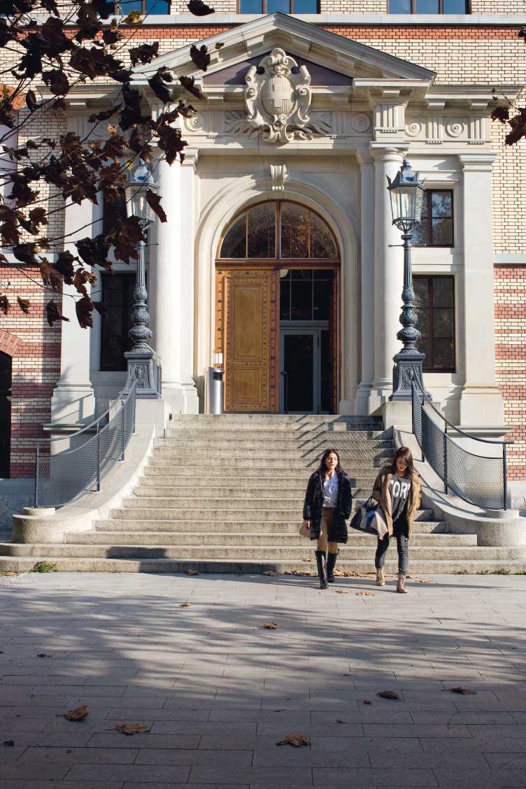 CAB Gebäude Haupteingang