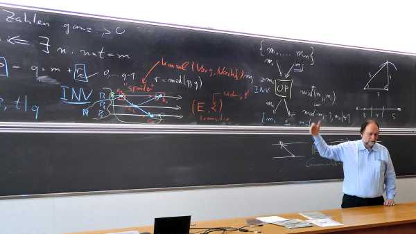 Prof. Friedemann Mattern at the blackboard