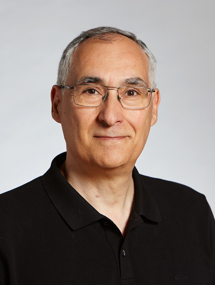 Prof. Dr.  Gustavo Alonso